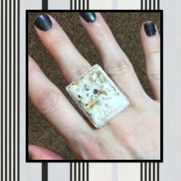 Haia Jewelry - White Chunky Glitter Abalone Ring